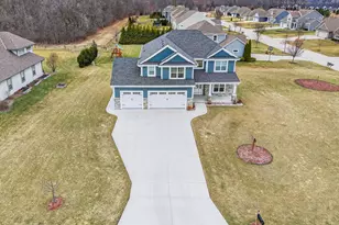 3128 W Hidden Oaks Dr, Franklin, WI 53132 - Photo 49