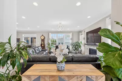 3128 W Hidden Oaks Dr, Franklin, WI 53132 - Photo 13