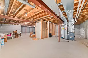 6780 N Melissa Ct, Glendale, WI 53209 - Photo 23