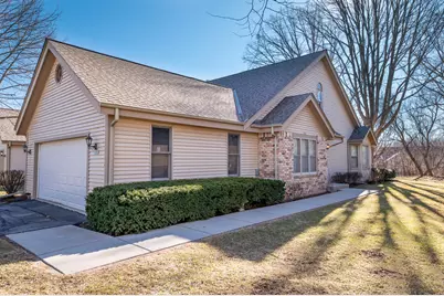 6780 N Melissa Ct #4, Glendale, WI 53209 - Photo 1