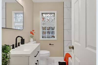 3015 N 75th St, Milwaukee, WI 53210 - Photo 17