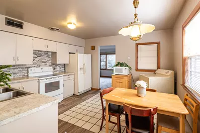 1433  Kane St, La Crosse, WI 54603 - Photo 7