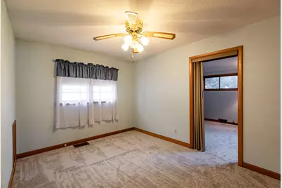 1433  Kane St, La Crosse, WI 54603 - Photo 9