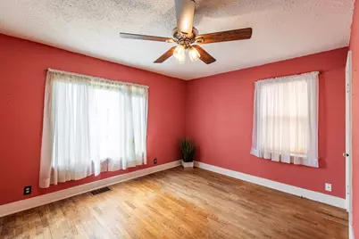 1433  Kane St, La Crosse, WI 54603 - Photo 11