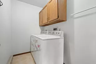 7220 Mariner Dr, Racine, WI 53406 - Photo 23