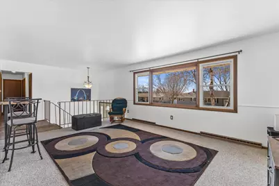 818  Elm St, Hartford, WI 53027 - Photo 9