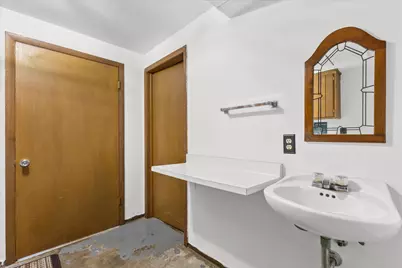 818  Elm St, Hartford, WI 53027 - Photo 31