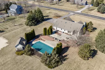 S88W34777  Nesting Ln, Eagle, WI 53119 - Photo 3