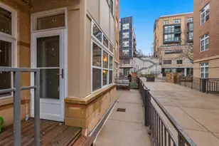 1915 N Water St, Milwaukee, WI 53202 - Photo 17