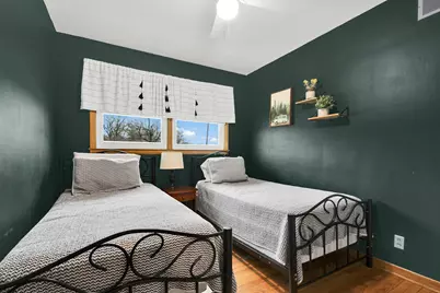 3309 E Lunham Ave, Cudahy, WI 53110 - Photo 15