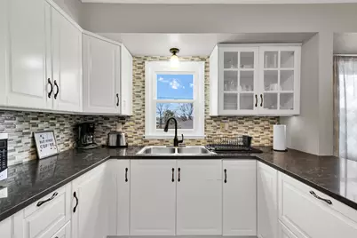 3309 E Lunham Ave, Cudahy, WI 53110 - Photo 9