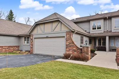 2870  Teal Ridge Ct #B, Brookfield, WI 53045 - Photo 1