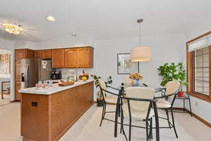 2870 Teal Ridge Ct, Brookfield, WI 53045 - Photo 17