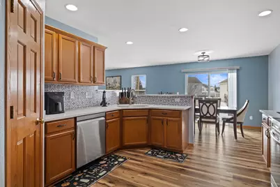 6427  San Marino Dr, Racine, WI 53406 - Photo 15