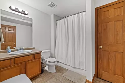 6427  San Marino Dr, Racine, WI 53406 - Photo 33