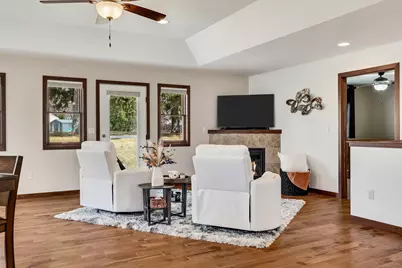 709  Wildwood Ct, La Crescent, MN 55947 - Photo 7