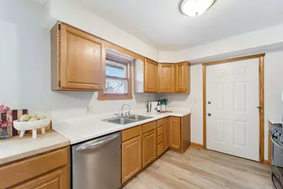 23108  89th St, Salem Lakes, WI 53168 - Photo 5