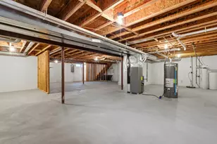 936 Spyglass Hill, Racine, WI 53185 - Photo 25