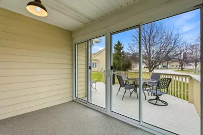 936  Spyglass Hl, Racine, WI 53185 - Photo 21