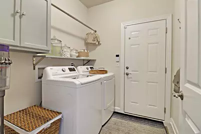 520 N Stone Ridge Dr, Lake Geneva, WI 53147 - Photo 23