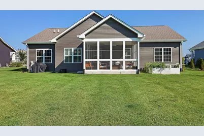 520 N Stone Ridge Dr, Lake Geneva, WI 53147 - Photo 25