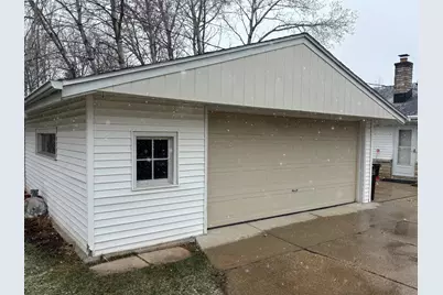 7171 N Seneca Ave, Glendale, WI 53217 - Photo 13