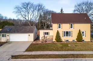 2903 Wilgus Ave, Sheboygan, WI 53081 - Photo 1
