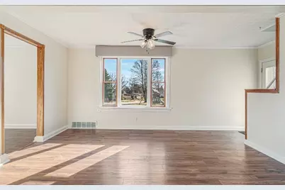 2903  Wilgus Ave, Sheboygan, WI 53081 - Photo 5