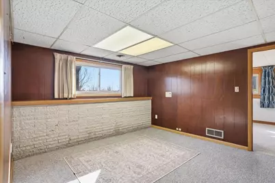 255  Hilldale Dr, Hartford, WI 53027 - Photo 19