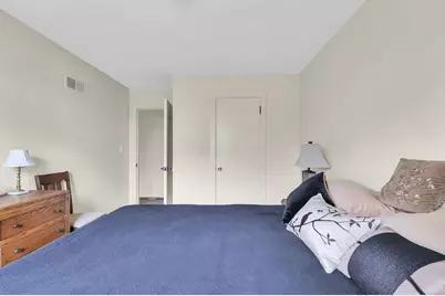 3429  Chatham St, Racine, WI 53402 - Photo 17