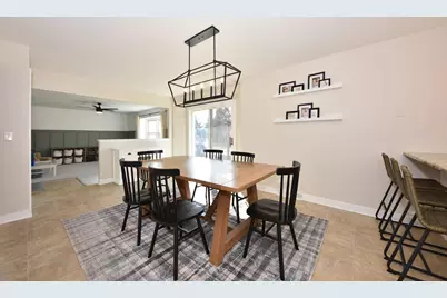 N57W24867  Clover Dr, Sussex, WI 53089 - Photo 11