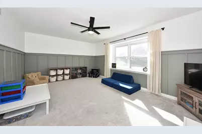 N57W24867  Clover Dr, Sussex, WI 53089 - Photo 15