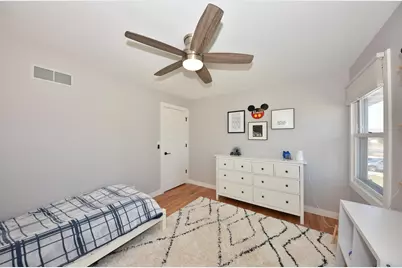 N57W24867  Clover Dr, Sussex, WI 53089 - Photo 23