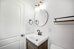 334 Barry Ave, Port Washington, WI 53074 - Photo 17