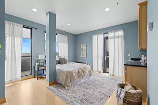 400 N Broadway, Milwaukee, WI 53202 - Photo 23