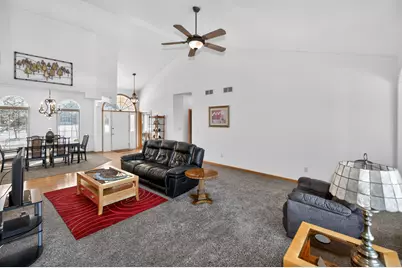 8244  Anna Ave, Racine, WI 53185 - Photo 7