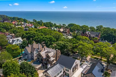 2409 N Terrace Ave, Milwaukee, WI 53202 - Photo 45