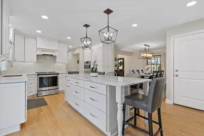 3675 S Poplar Rd, New Berlin, WI 53151 - Photo 5