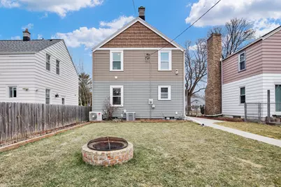 3329 S Taylor Ave, Milwaukee, WI 53207 - Photo 13