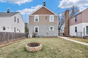 3329 S Taylor Ave, Milwaukee, WI 53207 - Photo 13
