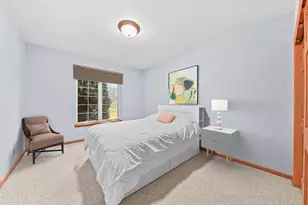 1084 Quinlan Dr, Pewaukee, WI 53072 - Photo 19