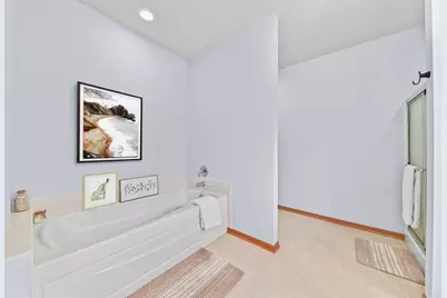 1084  Quinlan Dr #A, Pewaukee, WI 53072 - Photo 15