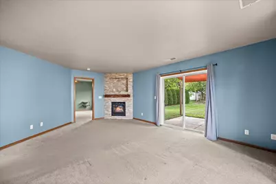 6813  Diane Dr, Newburg, WI 53090 - Photo 5