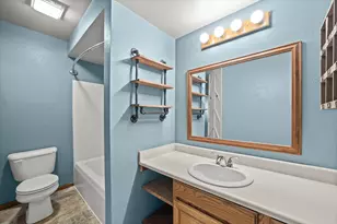 6813 Diane Dr, Newburg, WI 53090 - Photo 19