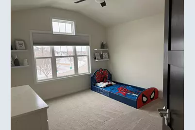 8955 W Highlander Dr, Mequon, WI 53097 - Photo 21