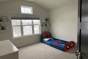 8955 W Highlander Dr, Mequon, WI 53097 - Photo 21