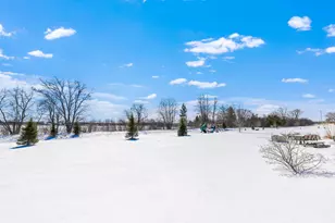 8955 W Highlander Dr, Mequon, WI 53097 - Photo 33