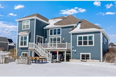 8955 W Highlander Dr, Mequon, WI 53097 - Photo 35