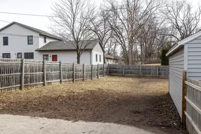 235  9th Ave, Onalaska, WI 54650 - Photo 19