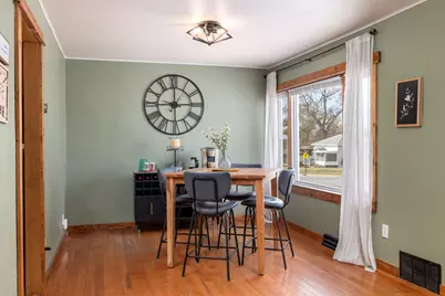 235  9th Ave, Onalaska, WI 54650 - Photo 5